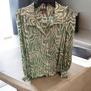 Vince Camuto Green and Cream Notched Collar Blouse